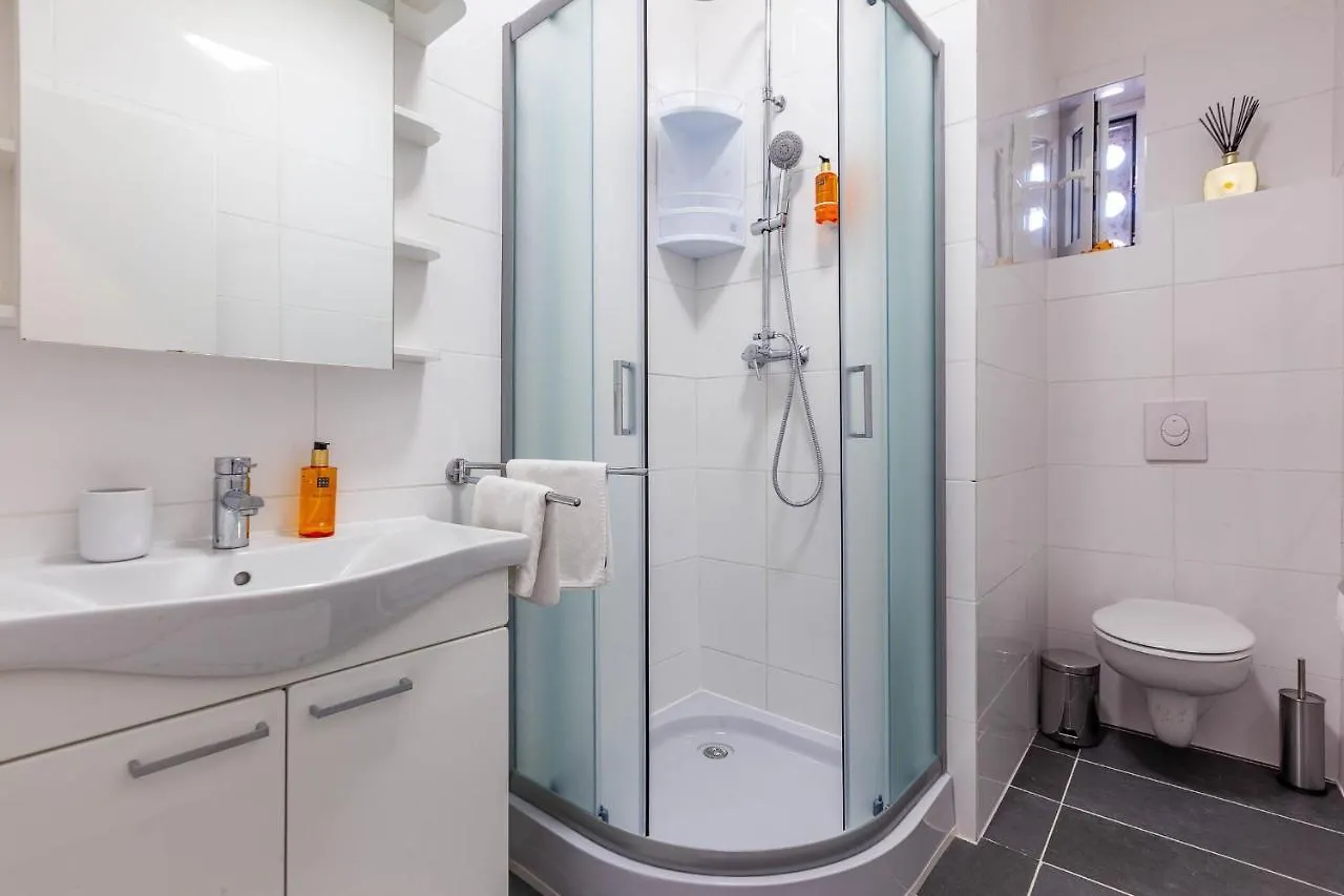 Viktorija 1Br Apartment Zadar Kroatië