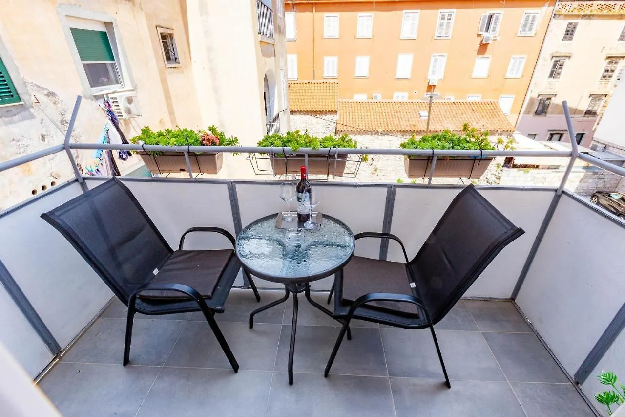 Viktorija 1Br Apartment Zadar Kroatië