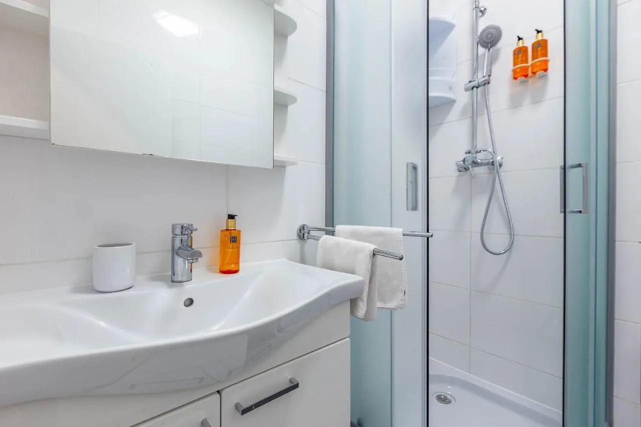 Viktorija 1Br Apartment Zadar
